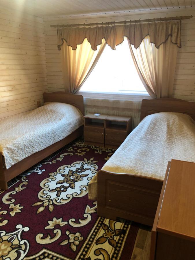 Біля Комори Pilipets Luaran gambar